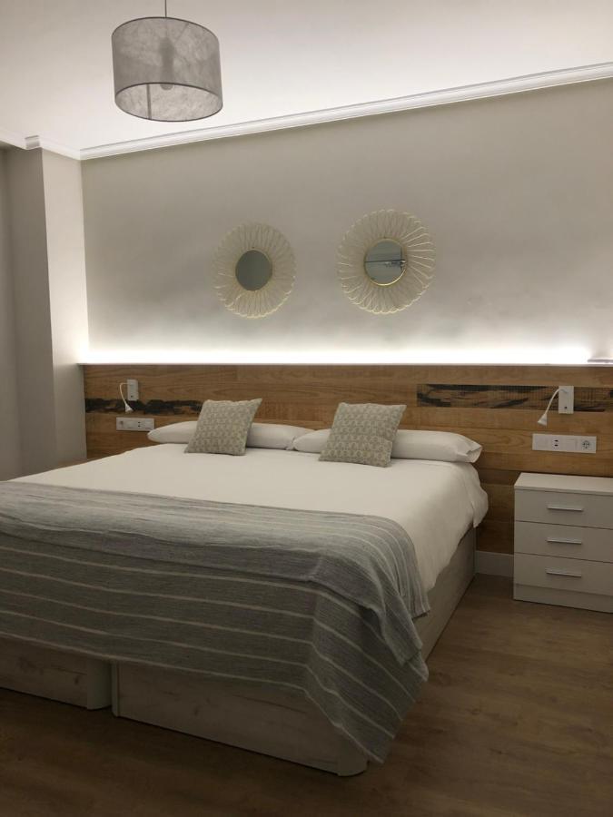 Apartamento Abuelo Mayorga Пласенсия Екстериор снимка